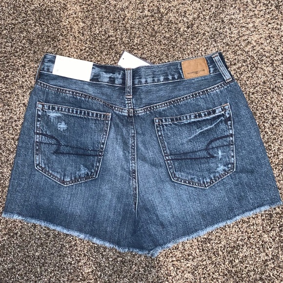 AE Jean mom shorts -high rise (women’s) - Picture 3 of 4